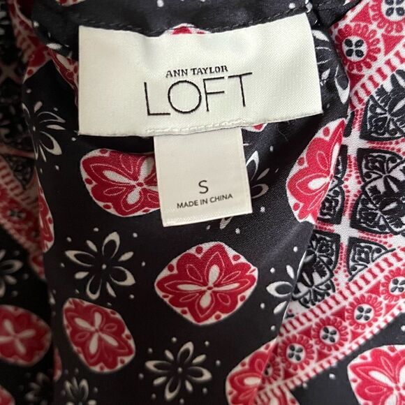 Loft Women’s Sleeveless Halter Top in Black and Red Size Small - Picture 5 of 7